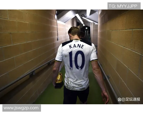 凯恩的传奇旅程：从天才少年到足球巨星的成长故事