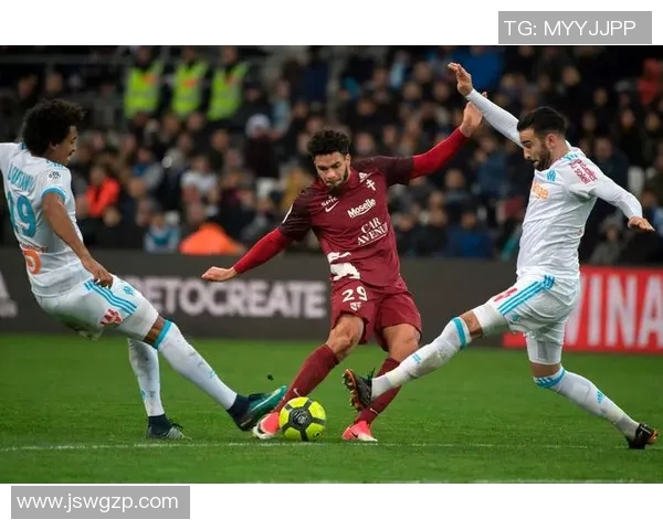 布雷斯特与兰斯激战正酣比分揭晓精彩瞬间回顾